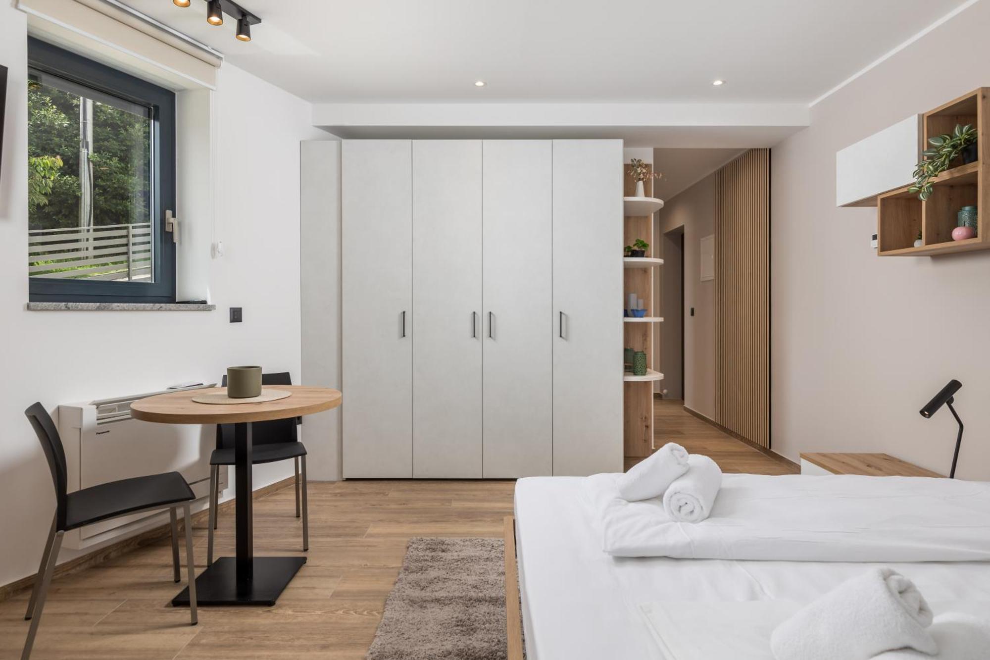Belinda Apartments With Balcony Опатия Екстериор снимка
