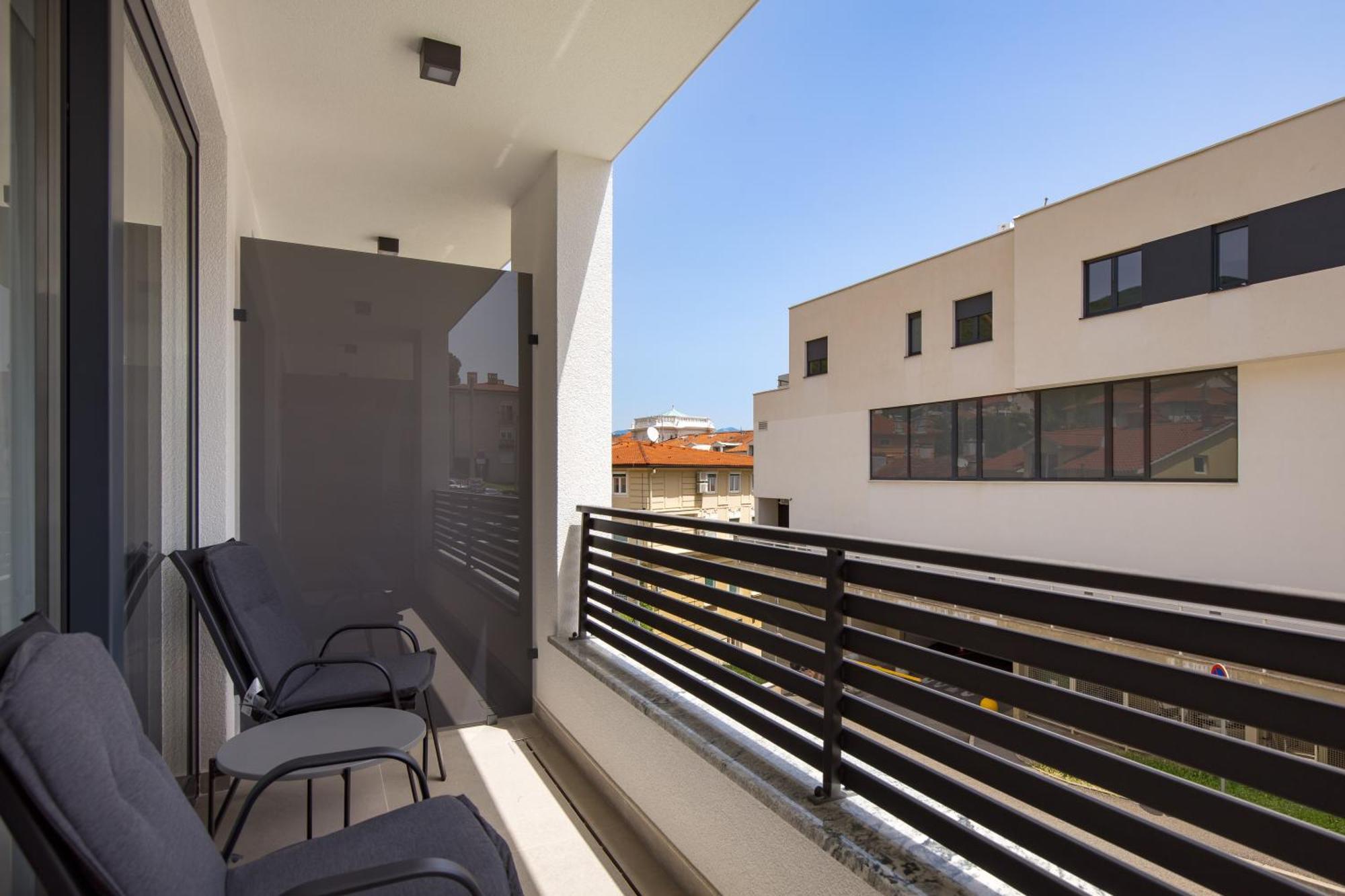 Belinda Apartments With Balcony Опатия Екстериор снимка
