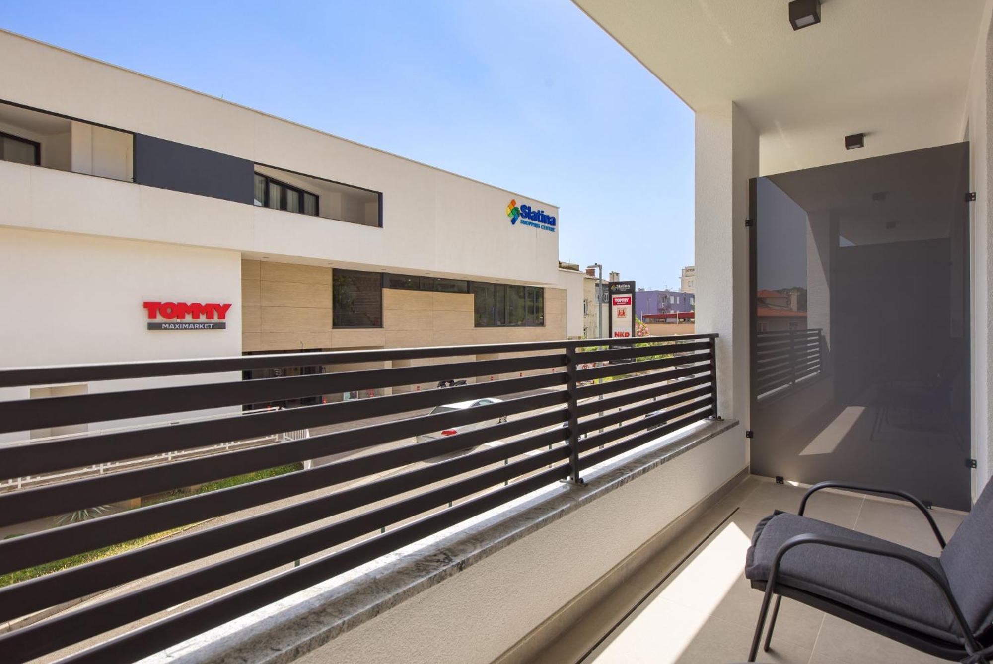 Belinda Apartments With Balcony Опатия Екстериор снимка