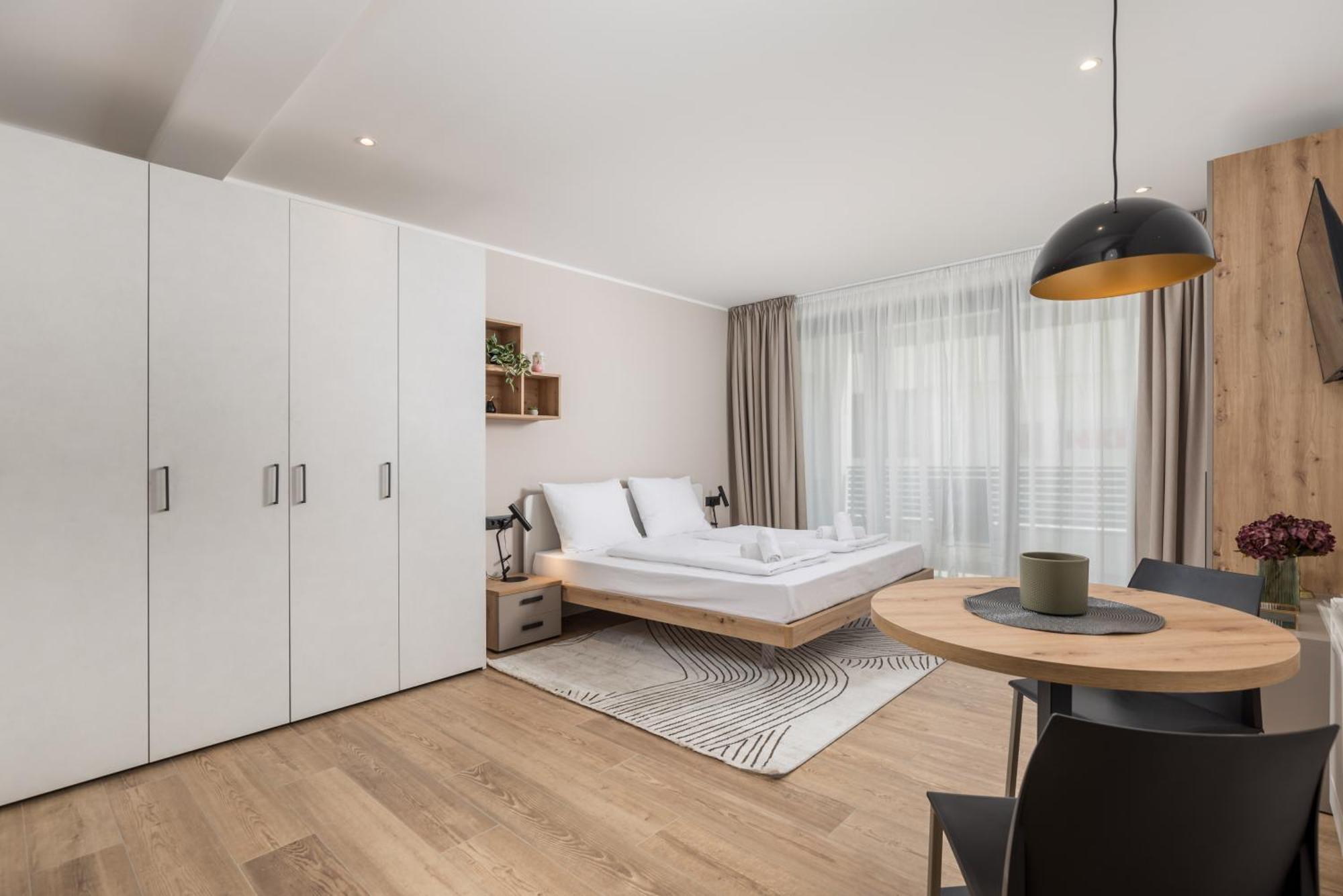 Belinda Apartments With Balcony Опатия Екстериор снимка