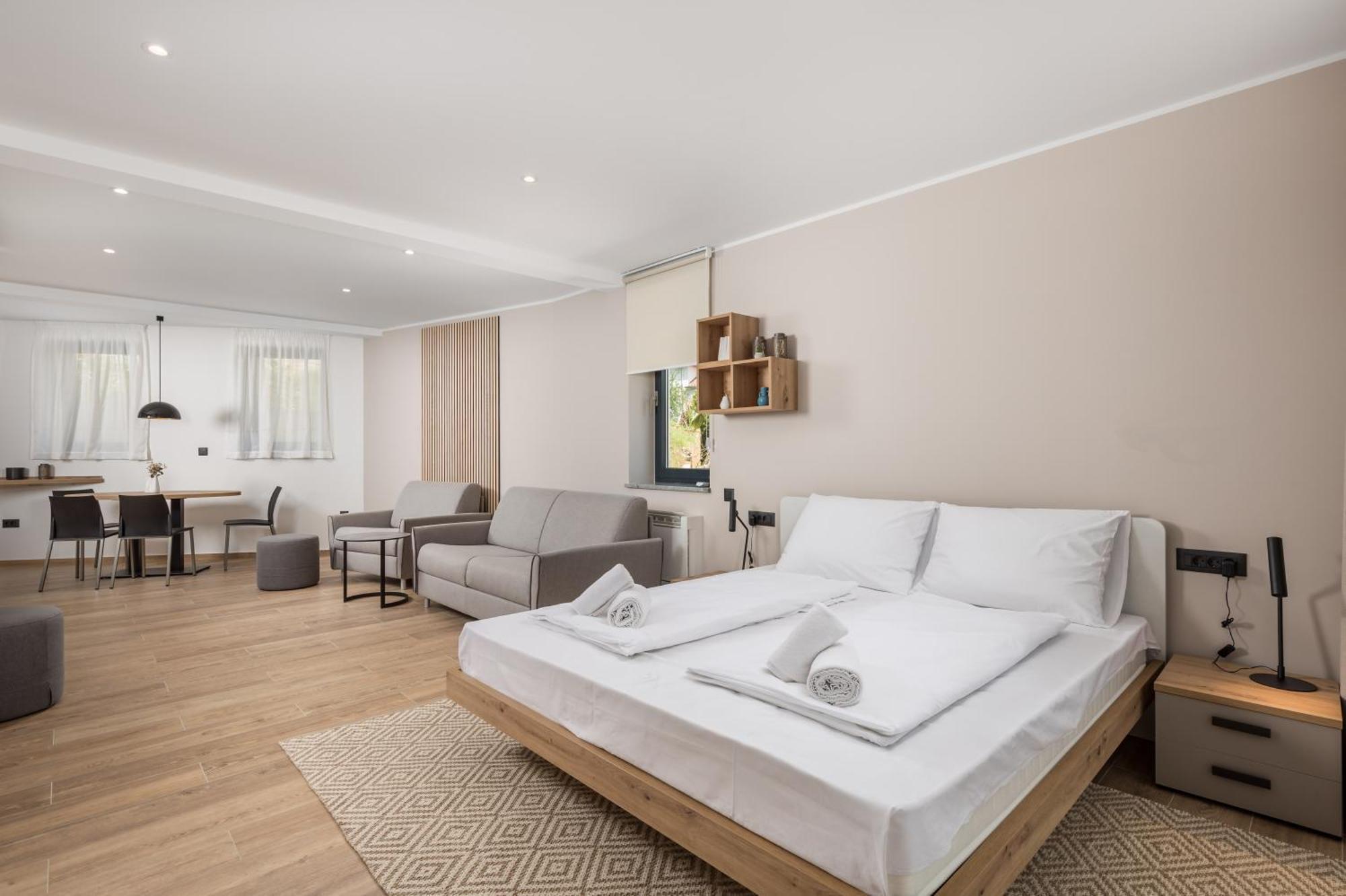 Belinda Apartments With Balcony Опатия Екстериор снимка