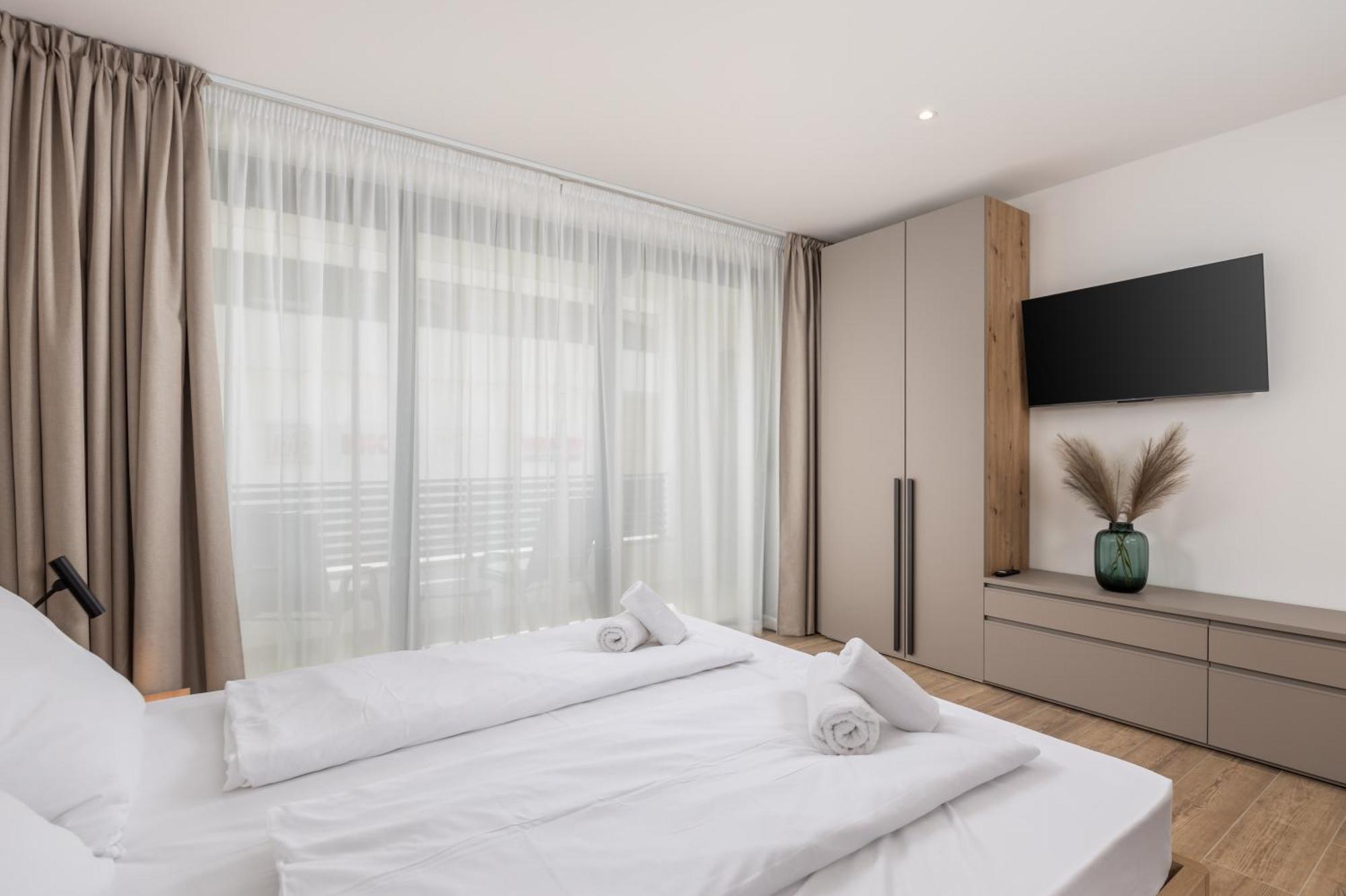 Belinda Apartments With Balcony Опатия Екстериор снимка