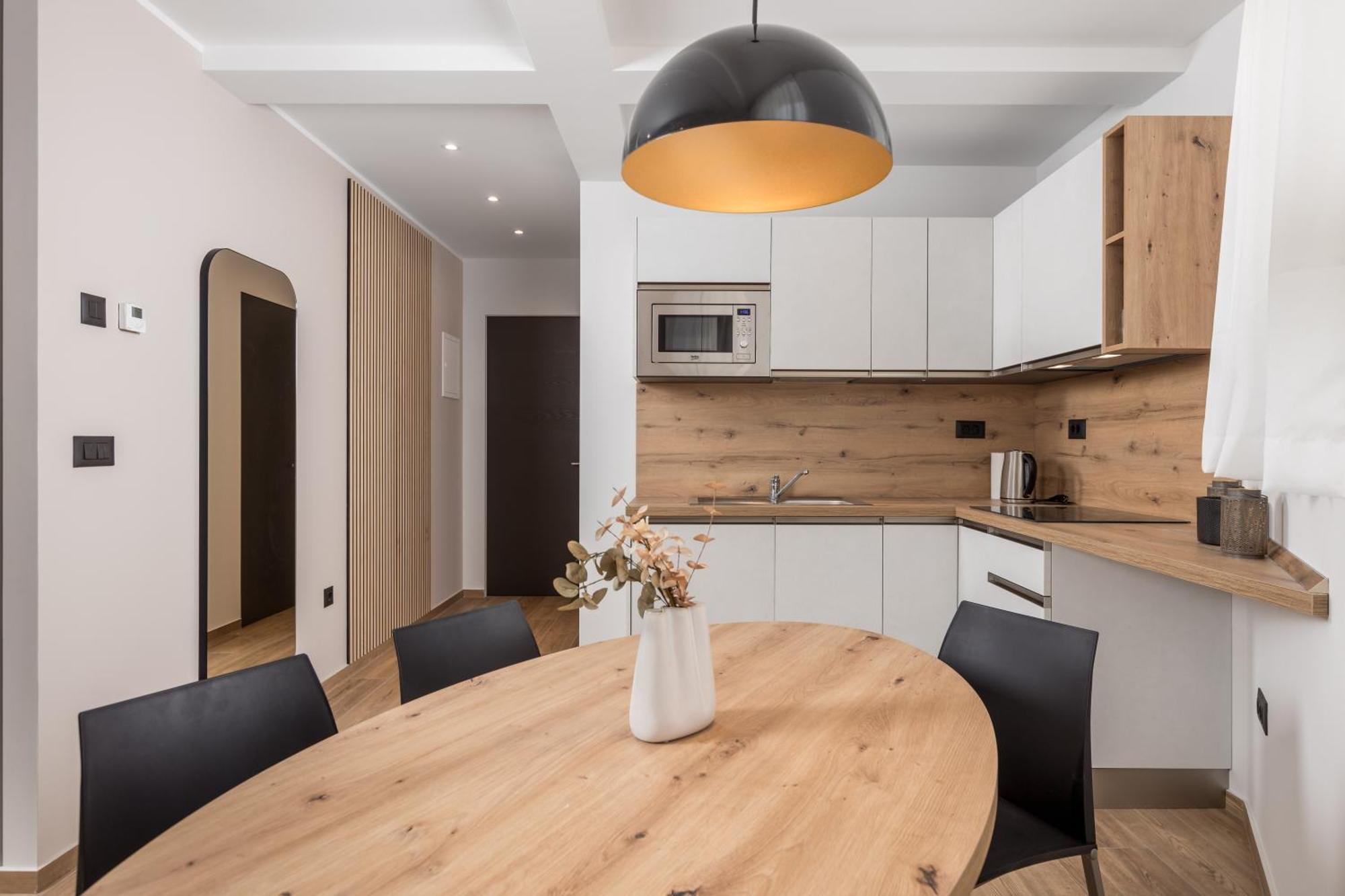 Belinda Apartments With Balcony Опатия Екстериор снимка